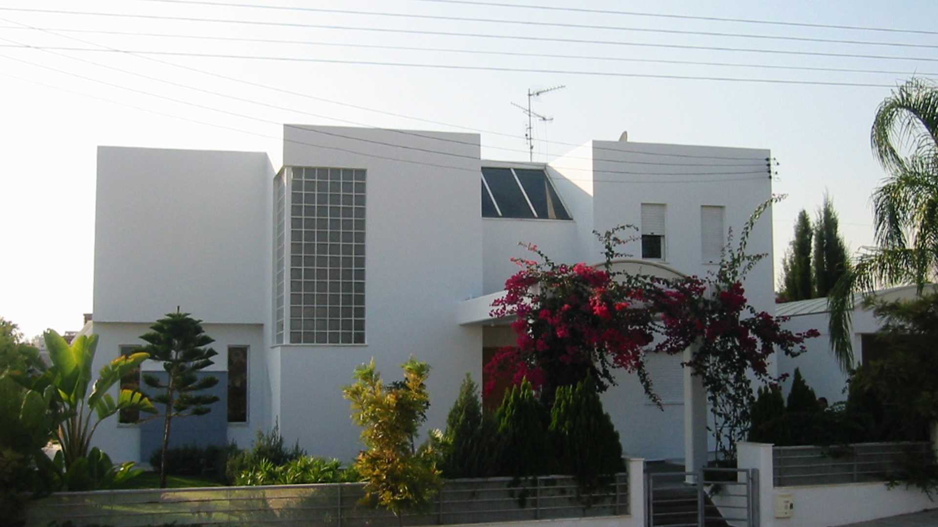 Panera Nikos residence
